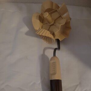 Vintage Antique OETKER Rolling Cookie Biscuit Pastry Cutter RARE Very HTF (b2)